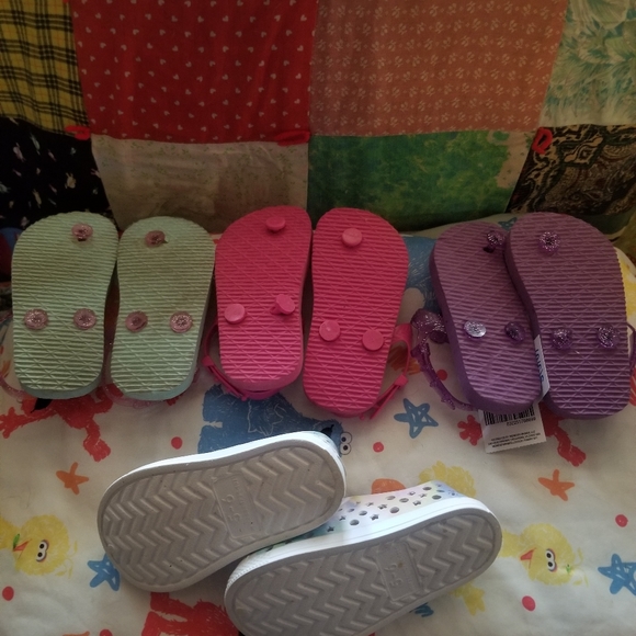 Toddler Girl's Summer Shoes Lot - Picture 6 of 6